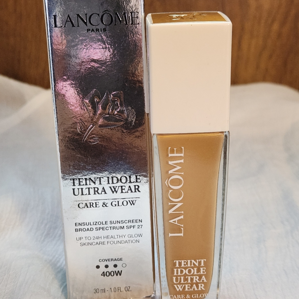 Lancome Teint Idol Ultra Wear Care N Glow Foundation
